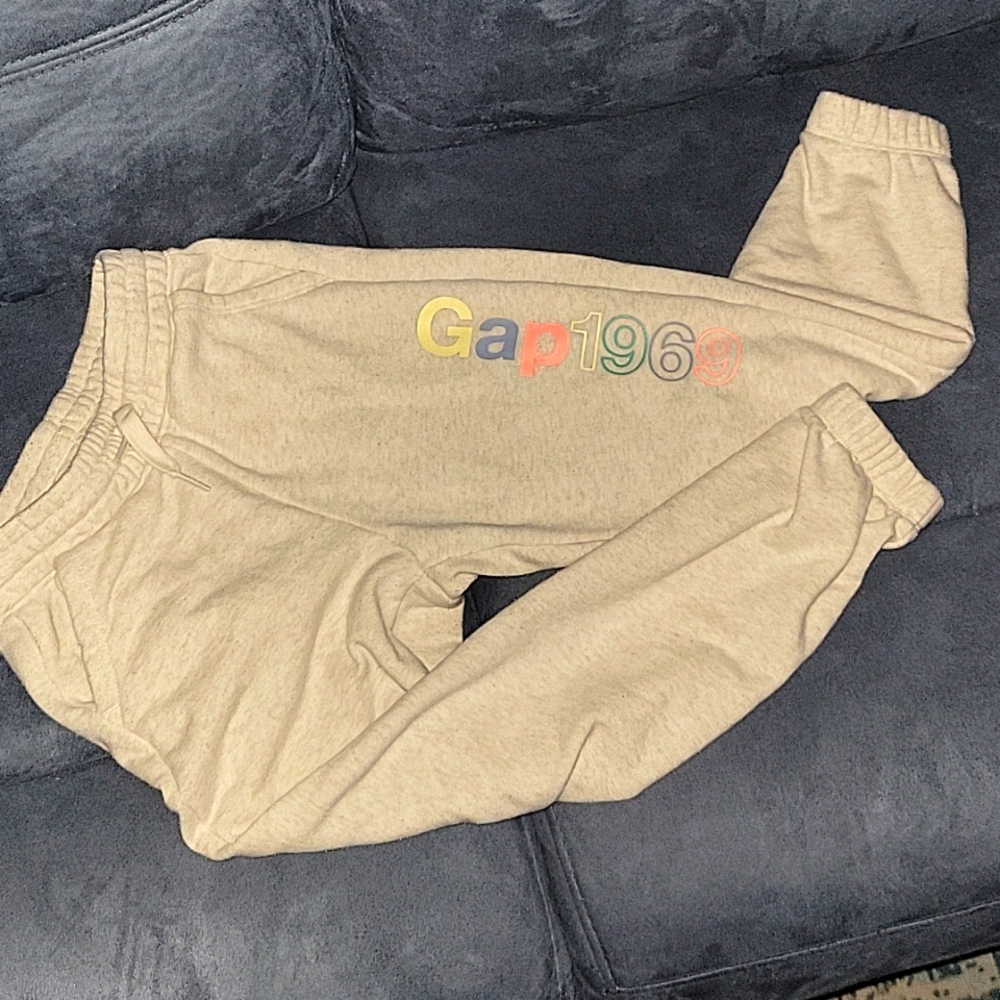 GAP sweatpants/joggers